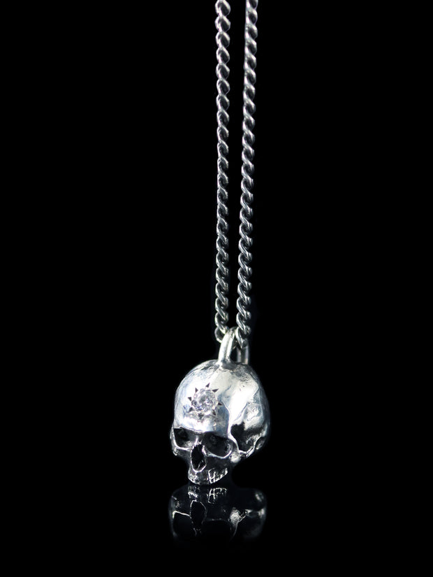 Skull Pendant with Diamond