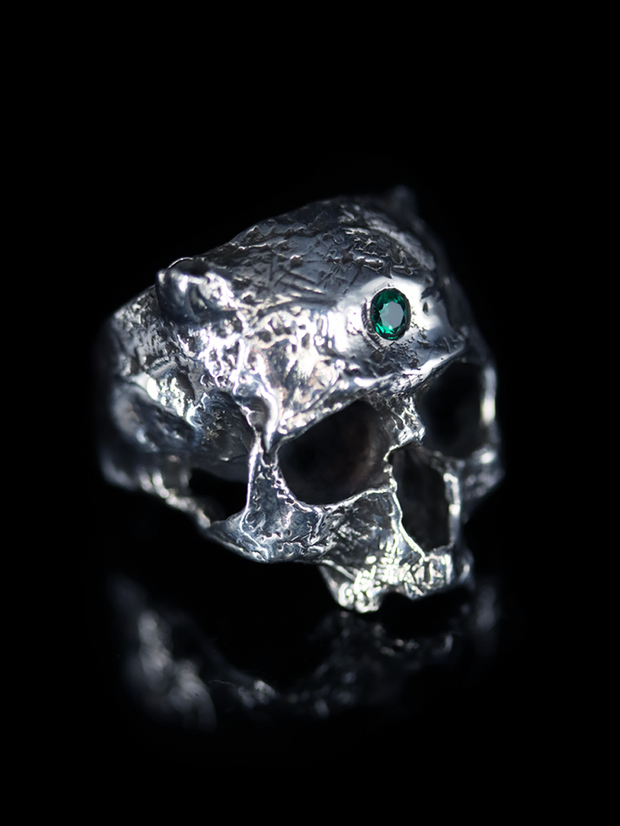 Skull Ring with Emerald